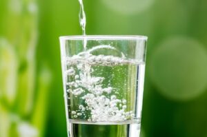 uống nước buổi sáng giúp tăng sức đề kháng